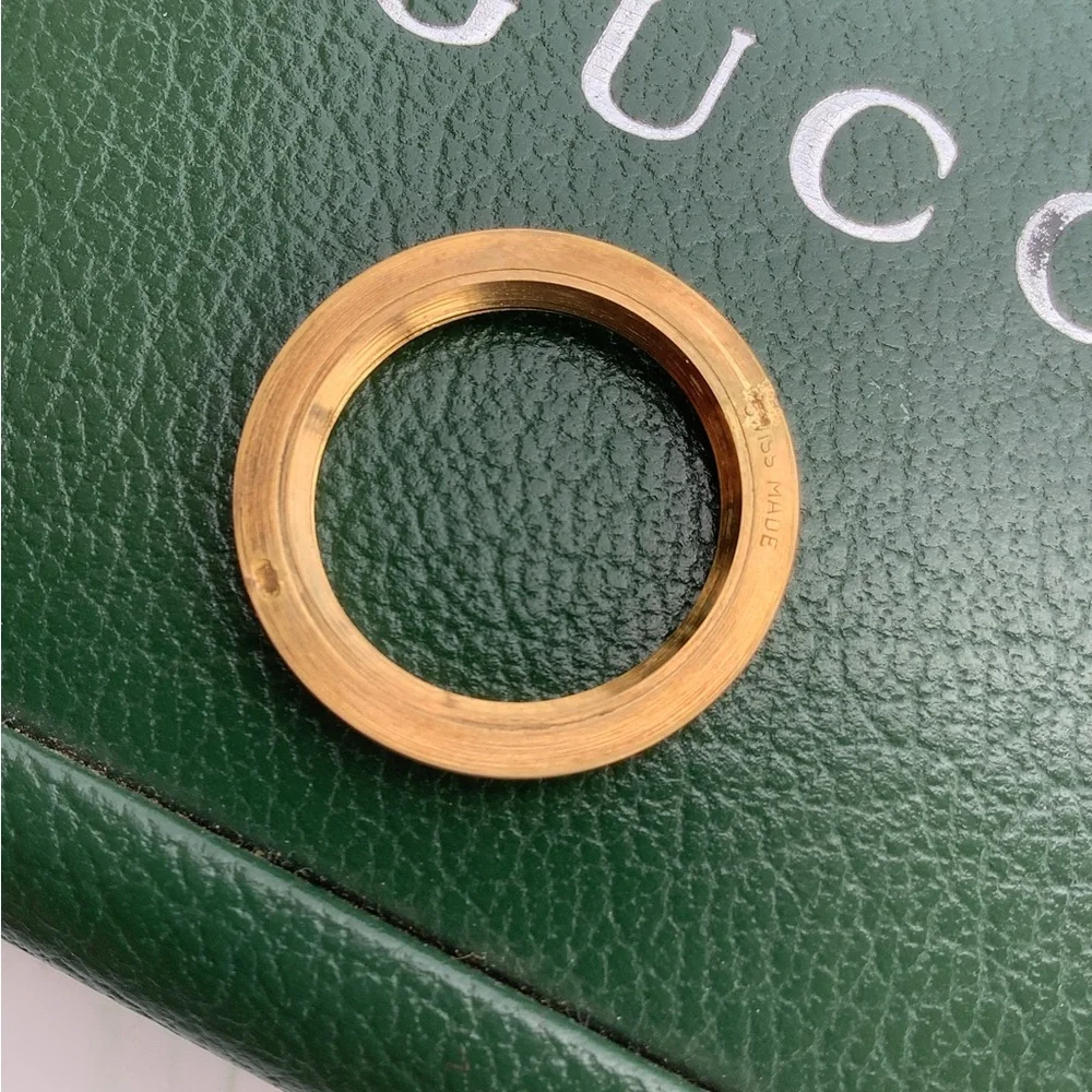 Gucci gold/ silver “ Diamond cut” bezel ⭐️